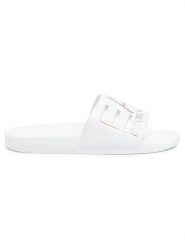 EA7 Emporio Armani Klapki XCP001 XCC22 M632 Biały. Białe klapki damskie EA7 Emporio Armani, bez wzorów, ze skóry, bez obcasa. Za 139.00 zł.