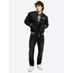 Kurtka Benlee College Regular Fit Rocky. Białe kurtki męskie Benlee, s, z aplikacjami, z materiału, bez kaptura. Za 574.50 zł.
