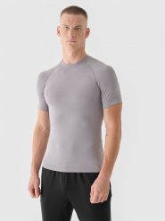 4F Koszulka treningowa bezszwowa szybkoschnąca męska 4F x Robert Lewandowski - szara S/M. Szare t-shirty sportowe męskie 4f, m, z dzianiny, bez ramiączek, na fitness i siłownię. W wyprzedaży za 79.99 zł.