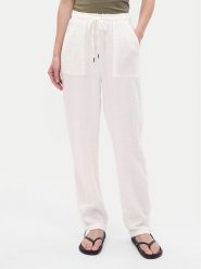 Gap Spodnie materiałowe 541243-02 Biały Loose Fit. Białe spodnie materiałowe damskie GAP, bez wzorów, z bawełny. Za 219.99 zł.