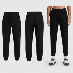 4F SPODNIE DAMSKIE DRESOWE JOGGERY SPORTOWE CZARNE. Czarne spodnie sportowe damskie 4f, m, z bawełny, na fitness i siłownię. Za 129.99 zł.