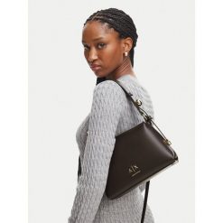 Torebka Armani Exchange. Brązowe torebki klasyczne damskie Armani Exchange, bez wzorów, bez dodatków. Za 614.99 zł.