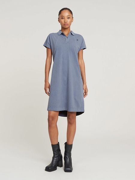G-Star Sukienka polo w kolorze niebieskoszarym rozmiar: M. Niebieskie sukienki damskie G-Star, na co dzień, m, bez wzorów, z bawełny, retro, bez kołnierzyka, bez ramiączek, midi, proste. Za 166.88 zł.