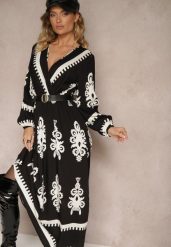 Czarna Kopertowa Sukienka z Wiskozą w Etniczny Wzór z Gumką i Paskiem w Talii Tifissa. Czarne sukienki damskie Renee, na imprezę, l, z aplikacjami, z wiskozy, glamour, bez kołnierzyka, bez ramiączek, maxi, kopertowe. W wyprzedaży za 90.99 zł.