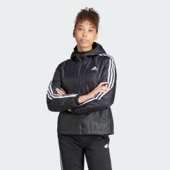 Kurtka Essentials 3-Stripes Insulated Hooded. Czarne kurtki damskie Adidas, m, bez wzorów, z materiału, bez kaptura. W wyprzedaży za 343.20 zł.