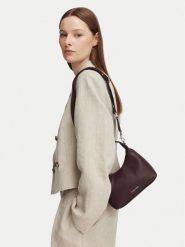 Calvin Klein Torebka LV04F3892G Bordowy. Czerwone torebki klasyczne damskie CALVIN KLEIN, bez wzorów, ze skóry, bez dodatków. Za 369.99 zł.