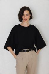 T-SHIRT LUNA CZARNY S - Flawless. Czarne t-shirty damskie Flawless, s, bez wzorów, z bawełny, bez kołnierzyka. Za 259.00 zł.