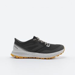 Buty do biegania w terenie męskie Kiprun TR2. Brązowe obuwie do biegania damskie KIPRUN. Za 259.99 zł.