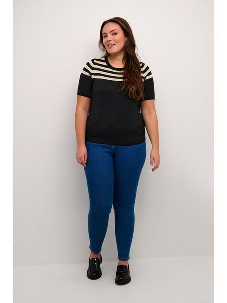 KAFFE curve Sweter w kolorze czarnym rozmiar: XL. Czarne swetry klasyczne damskie KAFFE curve, xl, bez kołnierzyka. Za 159.95 zł.