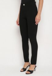 Czarne Legginsy z Wiskozą z Wysokim Stanem Zdobione Guzikiem z Cyrkoniami Nalette. Czarne legginsy damskie Born2be, l, z aplikacjami, z bawełny. Za 84.99 zł.