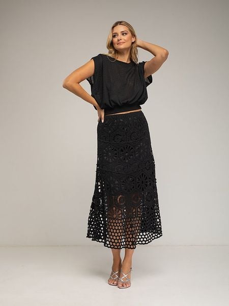 Tantra Bluzka w kolorze czarnym rozmiar: onesize. Czarne bluzki damskie Tantra, bez wzorów, prążkowane, bez kołnierzyka, bez ramiączek. Za 173.99 zł.