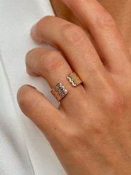 Les Favorites Pozłacany pierścionek z cyrkoniami rozmiar: 50. Niebieskie pierścionki damskie Les Favorites, z cyrkonią, pozłacane. Za 152.99 zł.