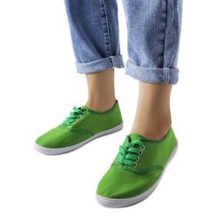 Zielone tenisówki Wang. Zielone trampki i tenisówki męskie bez wzorów, bez zapięcia. Za 64.19 zł.