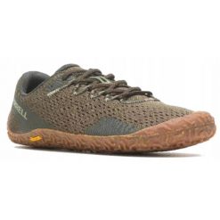 Buty sportowe dla mężczyzn Merrell VAPOR GLOVE 6. Zielone buty sportowe na co dzień męskie MERRELL, bez zapięcia. Za 499.98 zł.