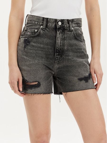 Tommy Jeans Szorty jeansowe DW0DW17652 Szary Mom Fit. Szare szorty damskie Tommy Jeans, bez wzorów, z bawełny. Za 299.99 zł.