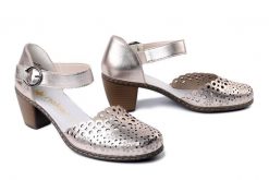 RIEKER 40902-90 silver/platinum, czółenka damskie. Żółte czółenka damskie Rieker, bez wzorów, bez obcasa. Za 299.90 zł.