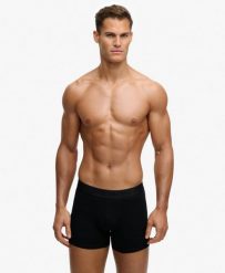 Superdry Boxer Triple Pack z organicznej bawełny, bardzo miękki. Czarne bokserki męskie Superdry., bez wzorów, z bawełny. Za 172.10 zł.