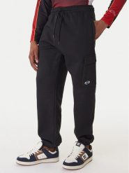 DC Shoes Spodnie dresowe EDYFB03094 Czarny Regular Fit. Czarne spodnie dresowe męskie DC Shoes, bez wzorów, z bawełny. Za 399.99 zł.