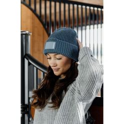 Czapka damska Kentucky Rubber. Niebieskie czapki zimowe damskie KENTUCKY HORSEWEAR. Za 208.00 zł.