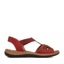 Sandały Go Soft. Czerwone sandały damskie GO SOFT, bez wzorów, bez obcasa, na płaskiej podeszwie. Za 179.99 zł.