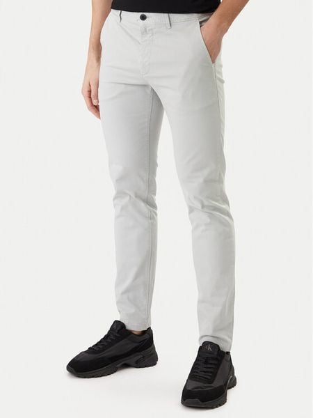 BOSS Spodnie materiałowe Chino 50510933 Szary Regular Fit. Szare spodnie materiałowe męskie Boss, bez wzorów, z bawełny. Za 549.99 zł.