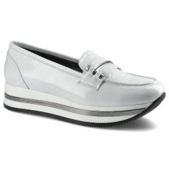 Półbuty damskie Karino, naturalna skóra licowa o lakierowanym wykończeniu w jasnym kolorze z paskiem na podbiciu oraz wielowarstwową podeszwą z kontr. Białe półbuty damskie Karino, bez wzorów, ze skóry, klasyczne, bez obcasa, na koturnie. Za 229.00 zł.