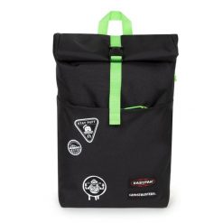 Plecak Eastpak Up Roll. Czarne plecaki damskie Eastpak, bez wzorów, z tkaniny, biznesowe. Za 315.00 zł.
