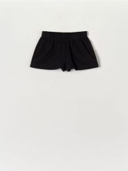 Szorty dresowe - czarny. Czarne szorty damskie Sinsay, bez wzorów, z bawełny. Za 15.99 zł.