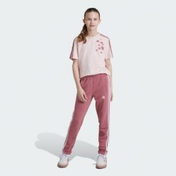 Essentials 3-Stripes Pants. Czerwone spodnie dresowe damskie Adidas, bez wzorów. Za 159.00 zł.