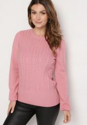 Różowy Sweter z Wiskozą Ozdobnym Splotem i Cyrkoniami Beriel. Czerwone swetry klasyczne damskie Born2be, z jeansu, bez kołnierzyka. Za 74.99 zł.