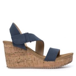 Sandały Clara Barson. Niebieskie sandały damskie Clara Barson, bez wzorów, bez obcasa, na koturnie. Za 71.99 zł.