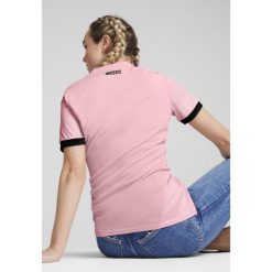 Damska koszulka domowa Palermo F.C. 24/25 PUMA Team Light Pink Black. Czarne bluzki damskie Puma, xl, bez wzorów, sportowe, bez kołnierzyka, bez ramiączek. Za 449.00 zł.