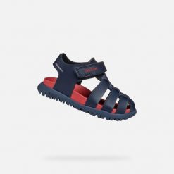 Sandały Geox Model B Sandal Fusbetto Bo Kolor Niebieski. Niebieskie sandały damskie Geox, bez wzorów, z syntetyku, bez obcasa. Za 179.99 zł.