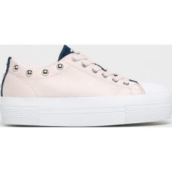 Trussardi Jeans - Tenisówki. Czerwone trampki i tenisówki damskie TRUSSARDI JEANS, bez wzorów, z gumy. W wyprzedaży za 429.90 zł.