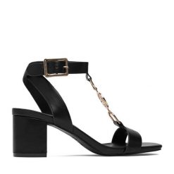 Sandały Beverly Hills Polo Club. Czarne sandały damskie Beverly Hills Polo Club, bez wzorów, bez obcasa, na słupku. Za 199.99 zł.