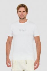 GUESS Biały t-shirt z haftowanym logo. Białe t-shirty męskie Guess, l, z aplikacjami, bez kołnierzyka. W wyprzedaży za 129.99 zł.