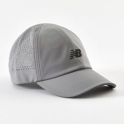 Czapka sportowa z daszkiem New Balance rozmiar 58. Brązowe czapki męskie New Balance, bez wzorów, sportowe. Za 119.99 zł.