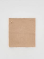 Komin z aplikacją - beżowy. Brązowe szaliki dziecięce Reserved, z bawełny, bez ramiączek. Za 35.99 zł.