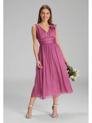 SWING Sukienka w kolorze szaroróżowym rozmiar: 40. Różowe sukienki damskie Swing, bez wzorów, bez kołnierzyka, bez ramiączek, midi. Za 260.99 zł.