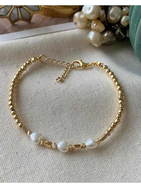 Luseera Pozłacana bransoletka rozmiar: onesize. Białe bransoletki damskie Luseera, pozłacane. Za 34.99 zł.