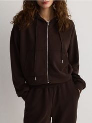 Rozpinana bluza z modalem - ciemnobrązowy. Brązowe bluzy bez kaptura damskie Reserved, l, z dzianiny. W wyprzedaży za 99.99 zł.
