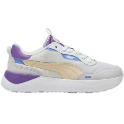 Buty Puma Runtamed Platform W 392324 11 białe. Białe buty sportowe na co dzień damskie bez wzorów, z gumy. Za 383.78 zł.