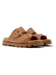 Camper Klapki "Brutus" w kolorze jasnobrązowym rozmiar: 36. Brązowe klapki damskie Camper, bez wzorów, bez obcasa. Za 239.99 zł.