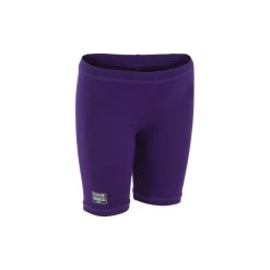 Spodenki UV surfing 100 dla malucha. Fioletowe spodenki dziewczęce NABAIJI, bez wzorów, z elastanu, sportowe. W wyprzedaży za 12.99 zł.