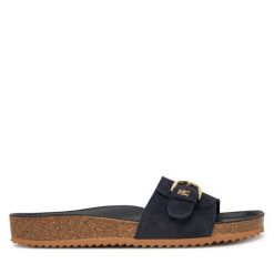 Klapki Tommy Hilfiger. Niebieskie klapki damskie Tommy Hilfiger, bez wzorów, bez obcasa. Za 309.99 zł.