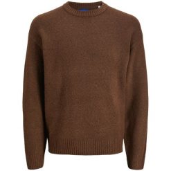 Sweter Jack & Jones Rollie dziany czekoladowy labrador. Brązowe swetry męskie Jack&Jones, bez wzorów, bez kołnierzyka. Za 211.46 zł.