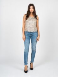 Guess Jeansy "Curve X" | W1YAJ2D4GV3 | Kobieta | Niebieski. Niebieskie jeansy damskie Guess. W wyprzedaży za 259.00 zł.