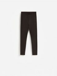 Legginsy z bawełną - ciemnobrązowy. Brązowe legginsy damskie Reserved, l, bez wzorów, z bawełny. Za 39.99 zł.