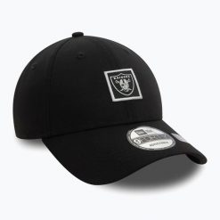 Czapka z daszkiem New Era Metallic Patch 9FORTY Las Vegas Raiders. Czarne czapki męskie New Era, na zimę, bez wzorów. Za 119.99 zł.