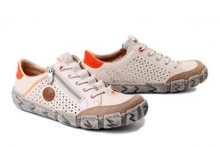 RIEKER L0355-61 beige, półbuty damskie. Brązowe półbuty damskie Rieker, bez wzorów, bez obcasa. Za 369.90 zł.